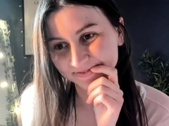 Amateur Webcam Teen Masturbates And Teases