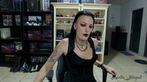 Rocking Strip Tease: A Sexy Dance and Seductive Reveal