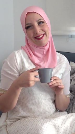 Emotional moment from &quot;Muslim bhabhi ko Hindu devar se chudwane ka shauk lag gaya&quot;