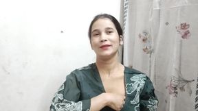 Step sister ko new dress dilwa kar jabar dasti pel diya