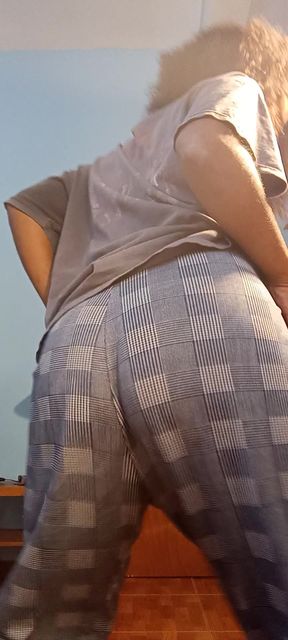 Hot stepsister sends you this video wanting to cum together