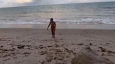 Yuri Gaucho Casal Paradise Gostosa dando Sem Camisinha na Praia