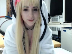 Amateur Webcam Teen Masturbates And Teases