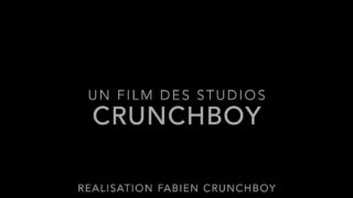 Viktor Rom, một người Pháp nghiệp dư xăm trổ đầy mình, bị chịch hậu môn trần trụi một cách dữ dội.