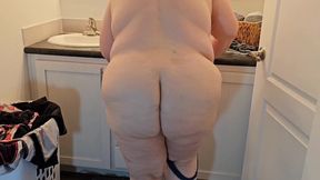 Caught the plumber sniffing my lewd panty In laundry &mdash;  - (bbw ssbbw &mdash;  Fat ass &mdash;  big butt &mdash;  thick ass)