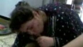 Nasty Arab mommy gives me blowjob and I fuck her slit