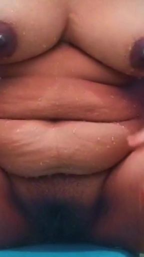Ammu is showing us by applying soap on huge boobs and sweet pussy   Clip 2