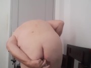 Old man straps himself on the orders of Sami and Mateo