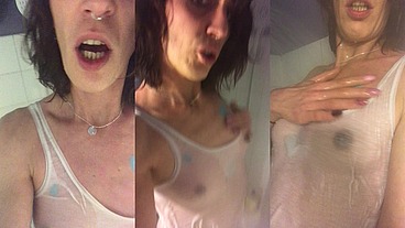 Une douche tellement chaude !! Rejoins moi en devenant Fan
