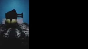 mi esposo le agarra las nalgas en un en vivo para facebook