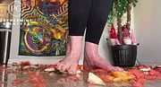 6’7” Giantess Size 16 Slo-Mo Feet Crush: Slow Motion Oranges & Watermelon Destruction