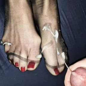 Big load on Red toes in black nylon