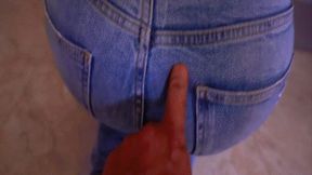 Hole in jeans on the ass MP4