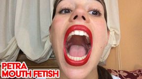 Petra mouth fetish - HD