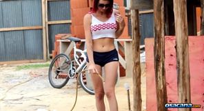 The Boss's Stepdaughter Arrived at the Construction Site and the Engineer Ate Her Very Tasty