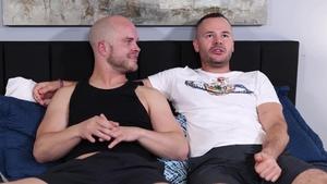 MenOver30: Valentin Petrov and Tommy Taylor's Steamy First Flip Fuck Session