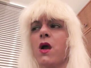Blond mother i'd like to fuck serf takes whipping from her dominant