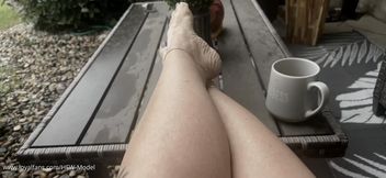 Her Feet Power Over You - LaCreme