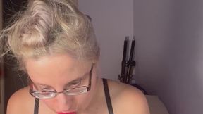 Live Cam Session with a Powerful Goddess in Thick Eyeglasses – Big Lips Sucking Dildo, Tit Play Teasing Your Love Addiction