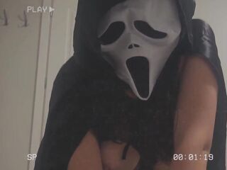 Masked Ghostface GF Slides Into Dad’s Couch & Milks Each Drop Onto Her Thirsty Bush