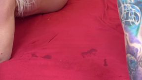 Two Hot Blondes Fucking Each Other