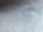 Dei dinheiro para ela se exibir, fuder e deixar gozar dentro. Pretinha magrinha em público.