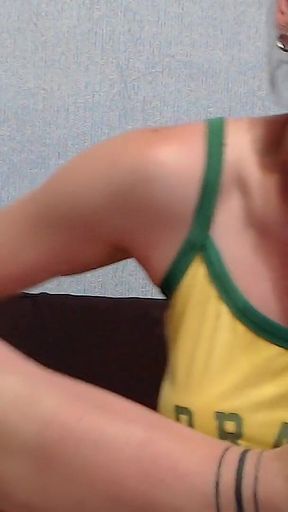 Sloppy & Horny Feetsuck (french)