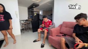 Homeless woman wants to pay rent with a rigid oral pleasure while her spouse is out - XXX!