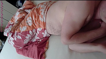 Notgeil am Morgen im Bett von Nylonjunge