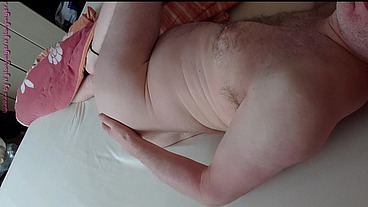 Notgeil am Morgen im Bett von Nylonjunge