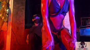 unsuspecting lapdance for my collage professor!! he had no idea!! tg for masks lol