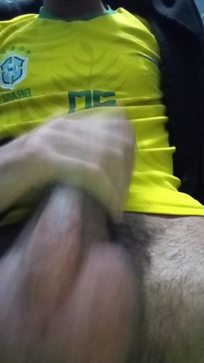 Big Big Wants a Woman or a Man Who Loves a Brazilian