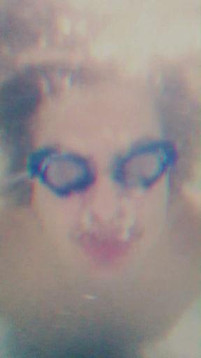 Bandar Sissy talking and screaming underwater to be fucked