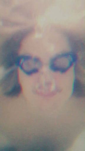 Bandar Sissy talking and screaming underwater to be fucked