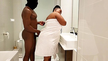sex in the bathroom