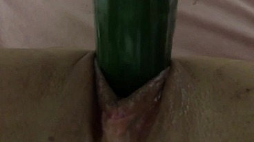 Tight pussy gets stretched by big cucumber - Latinos Puercos