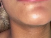 caliente quita el condon y pide laque se la echen adentro