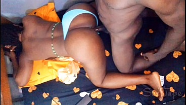 Baiser la grosse chatte de mon ex au gros cul après la fête