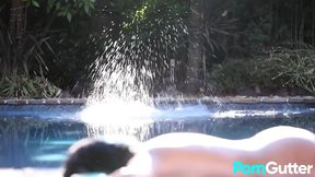 Lesbian Hotties Reena and Vanessa Make Each Other Orgasm