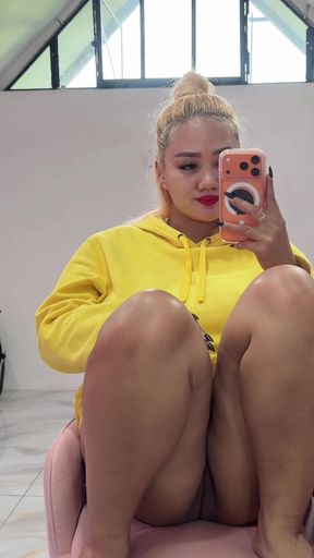 Hot onlyfan shows off her big tits and cute pussy