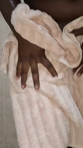 After a Queen Bath, so My Husband Wouldn't Suspect That My Stepbrother Had Sex with Me