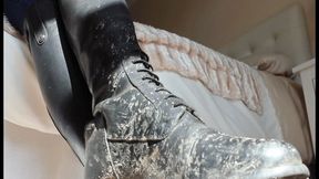 Tongue Clean My Riding Boots (480p)