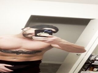 Buff Bi-sexual Takes Wang Out And Positions For Onlyfans