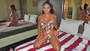 ”Charming Asian BBW chick gives amazing Thai massages to her customers”