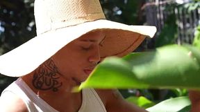 comendo o patraozinho