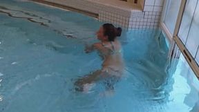 Hotwife flashes her natural tits and bounces her ass in public spa