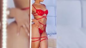 ”#redhead #bodygoals #lingerie #redvibes #allred #summerfit #latin #tattoo”