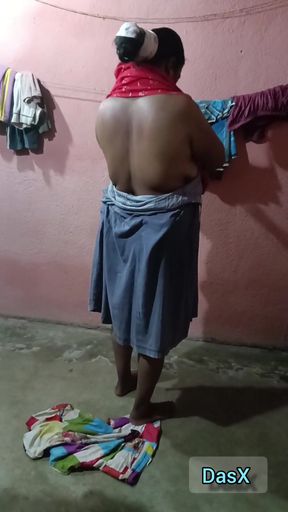 Saree Dropping - SNF   Clip 1