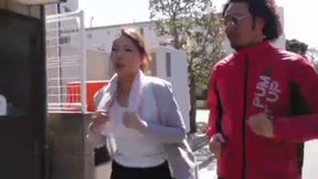 Explore Intense Oral Pleasure Moments with Steamy Pussy Views Online Now