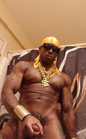 BBC Worship Hallelujah Johnson (Hood Royalty) Tall Dark Chocolate Muscles Tattoos Hairy BBC Hallelujah Johnson Masturbating solo